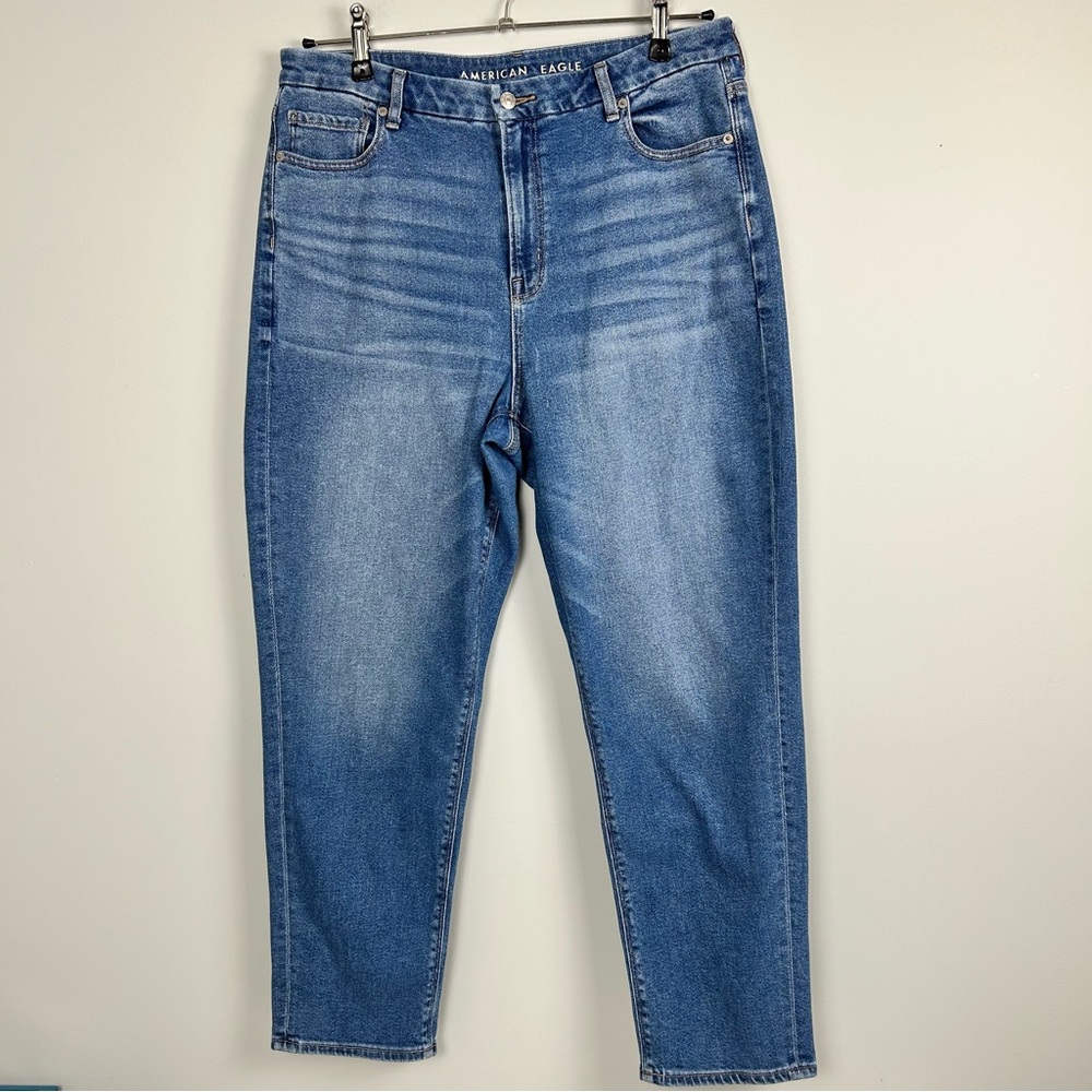 American Eagle Curvy Mom Jeans - US size 16 blue high rise denim